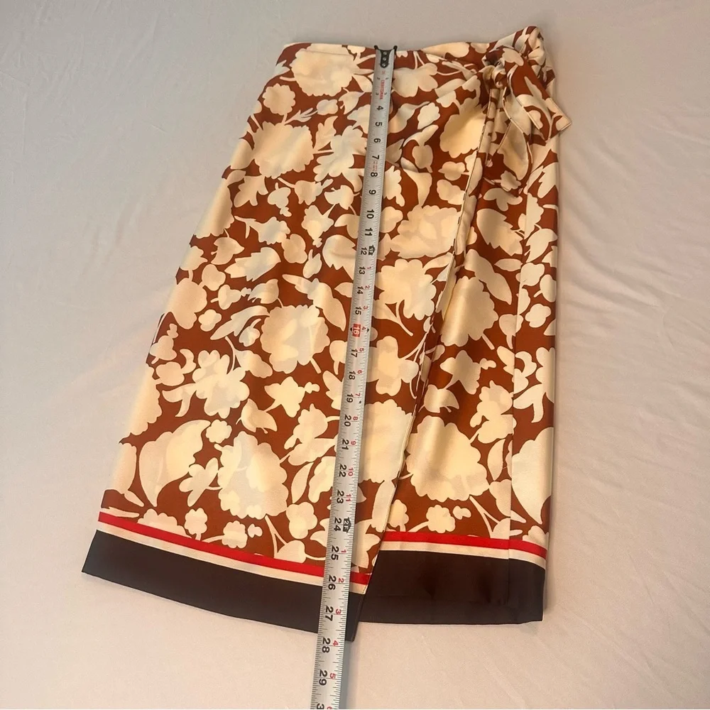 Ann Taylor Factory Cream and Brown Floral Wrap Skirt Size XS - Picture 5 of 11